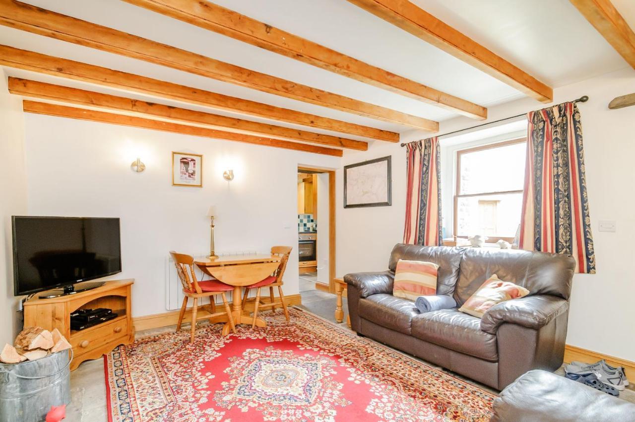Mill Cottage 霍伊斯 外观 照片