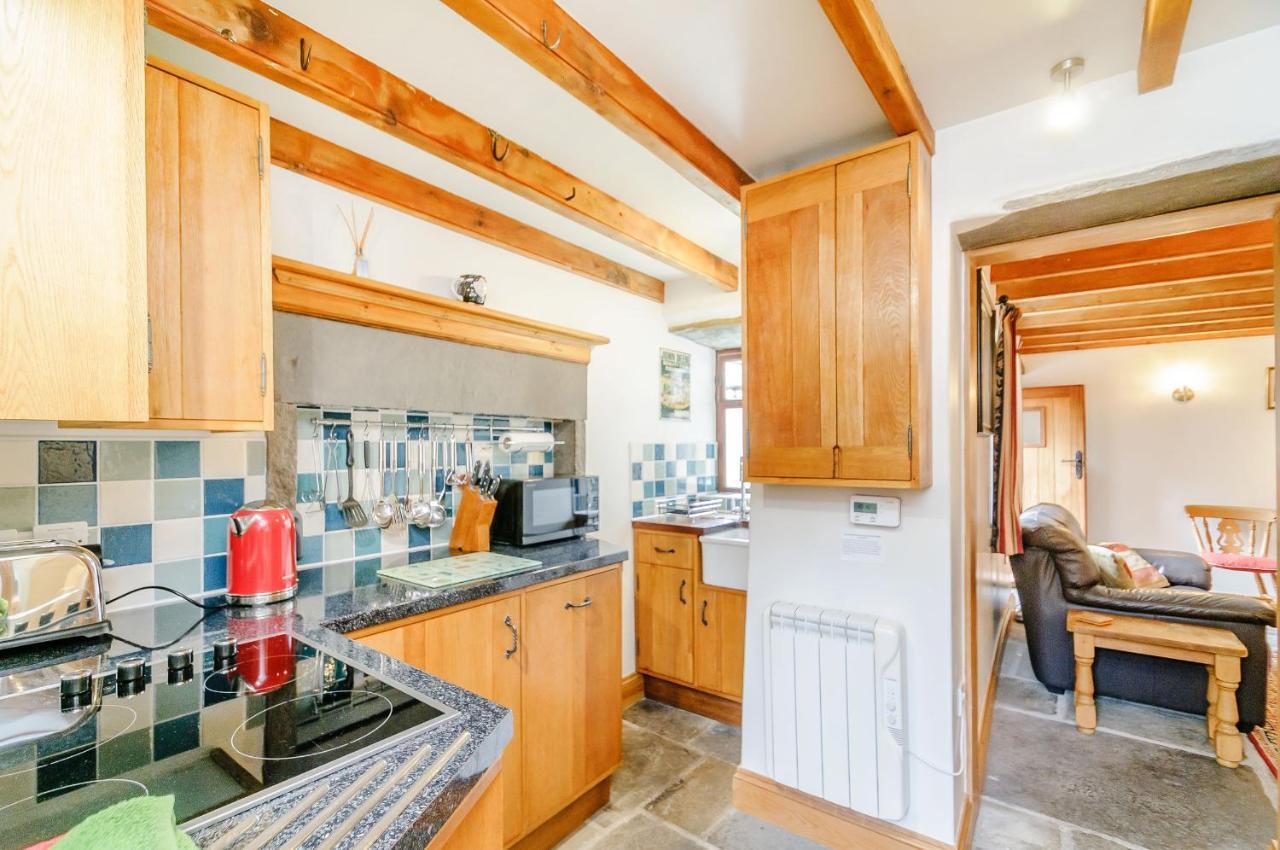 Mill Cottage 霍伊斯 外观 照片