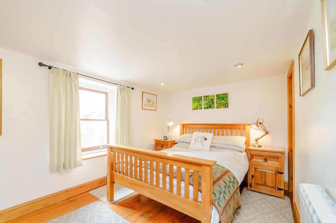 Mill Cottage 霍伊斯 外观 照片